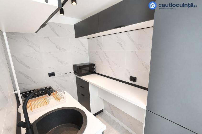 Apartament cu 2 camere semidecomandat, mobilat în P-ța Romană