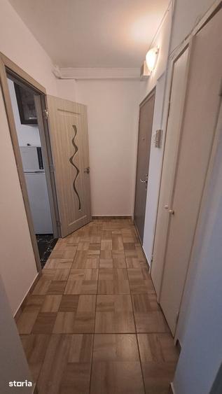 Apartament cu 2 camere semidecomandat în Săsar