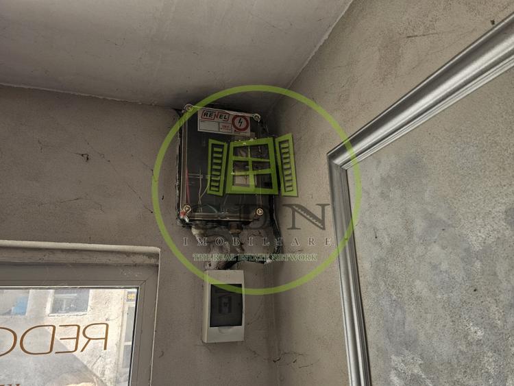 Spațiu comercial, de 33 mp, în Ștei