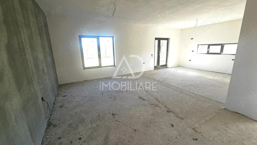 Casă cu 4 camere în Narciselor