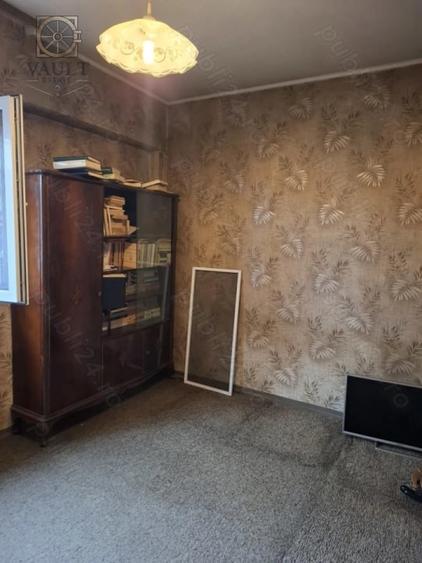 Apartament cu 3 camere decomandat în Arcul de Triumf