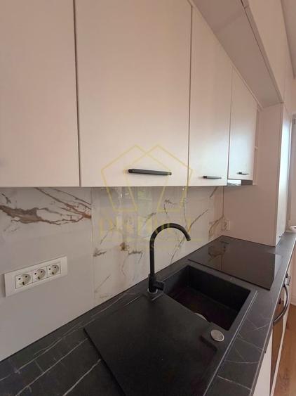 Apartament cu 2 camere semidecomandat, mobilat în Giroc