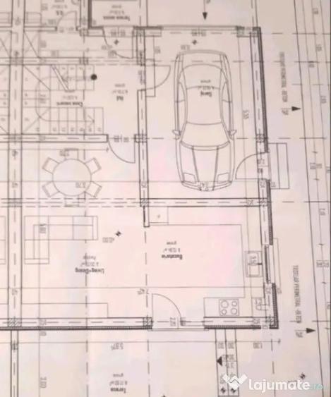 Casă cu 3 camere cu Teren 250 Mp în Plopi