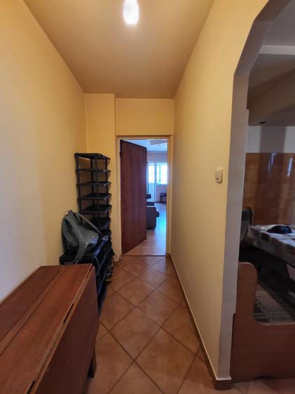 Apartament cu 3 camere circular, mobilat în Pantelimon