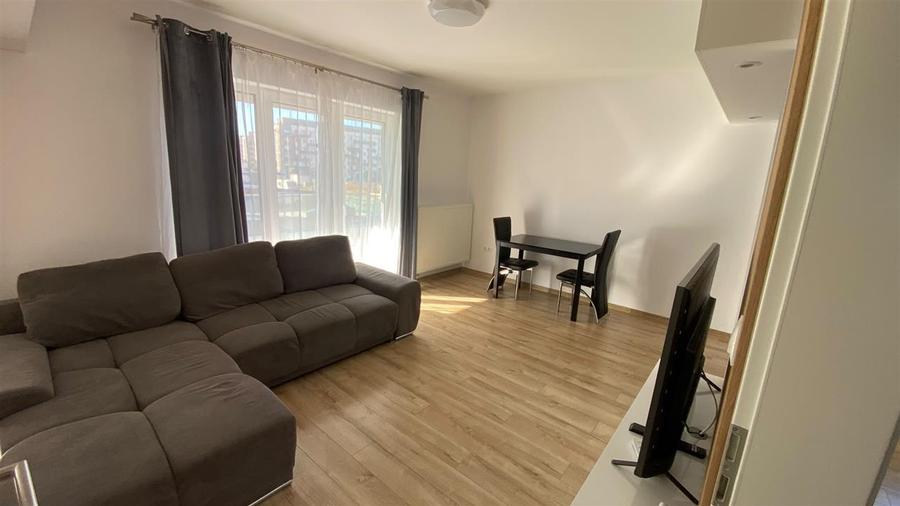 Apartament cu 2 camere decomandat, mobilat în Avantgarden