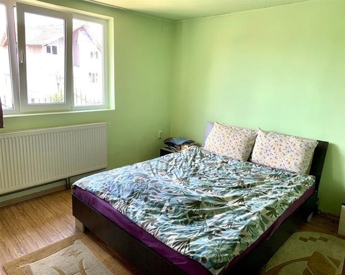 Casă individuală cu 3 camere cu Teren 1100 Mp în Brusturi