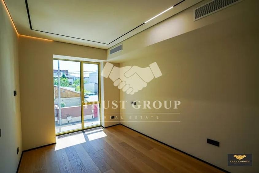 Apartament cu 4 camere decomandat în Domenii