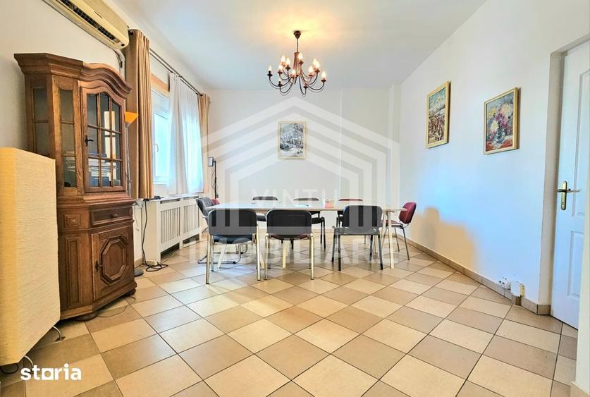 Apartament cu 4 camere în Moșilor