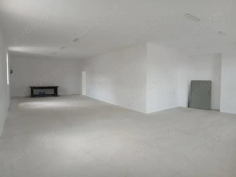 Spațiu comercial, de 140 mp, în Central