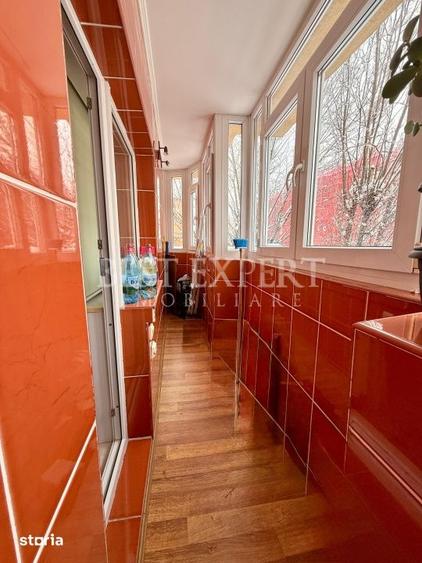 Apartament cu 2 camere decomandat, mobilat în Vitan
