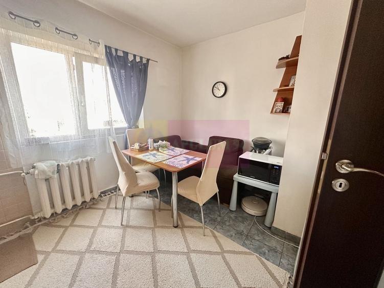 Apartament cu 2 camere decomandat în Sebastian