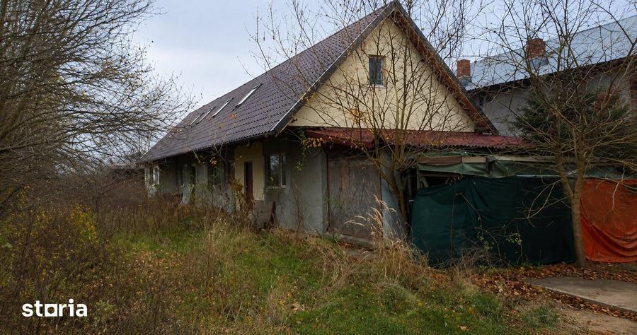 Teren de 2470 mp, în Gruiu