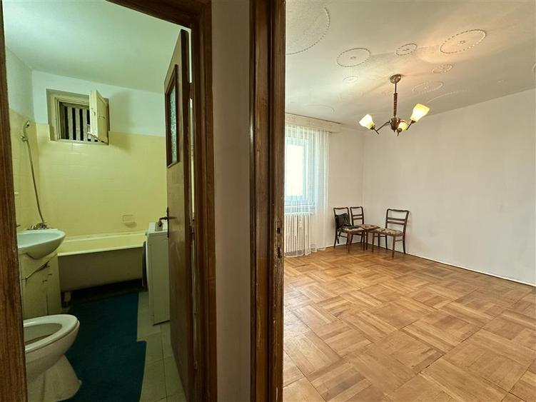 Apartament cu 2 camere semidecomandat în Podgoria