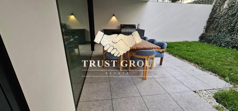 Apartament cu 4 camere decomandat în Kiseleff