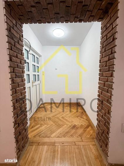 Apartament cu 3 camere în Centrul Civic
