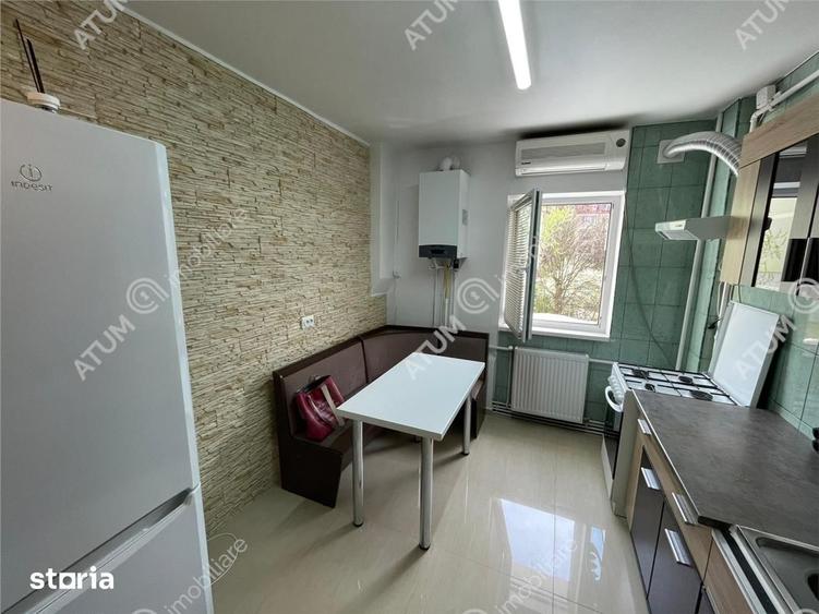 Apartament cu 2 camere decomandat, mobilat în Mihai Viteazul