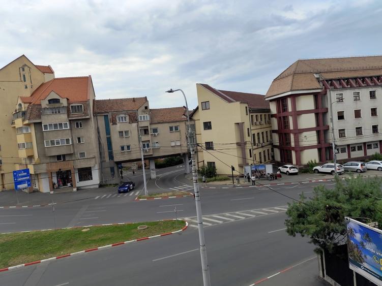 Apartament cu 2 camere decomandat de inchiriat zona Centrala - 19