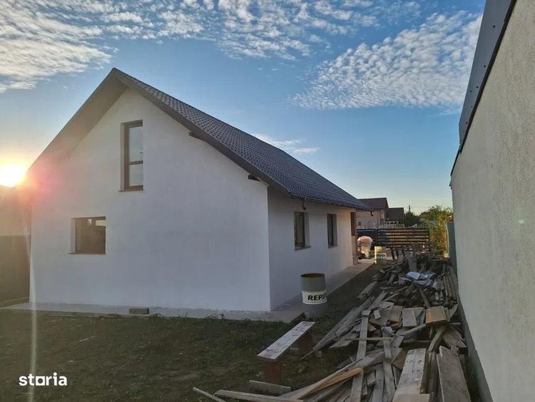 Casă cu 3 camere în Central