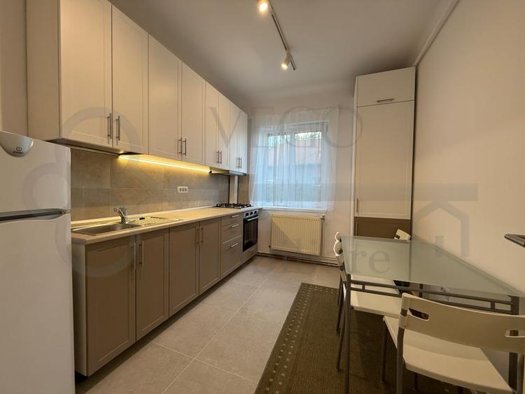 Apartament cu 2 camere decomandat, mobilat în Calea Turzii