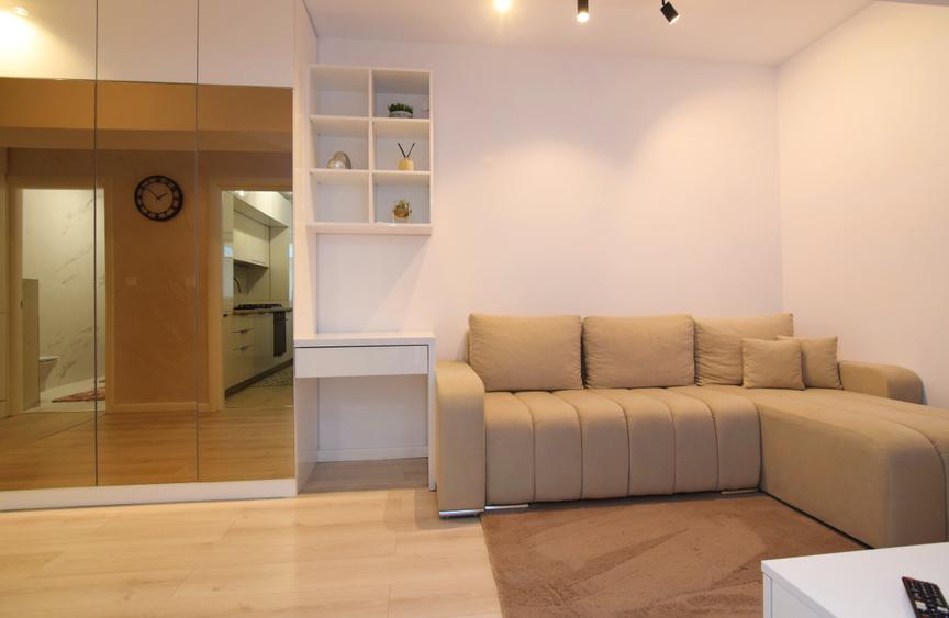 Apartament cu 2 camere semidecomandat în Tătărași