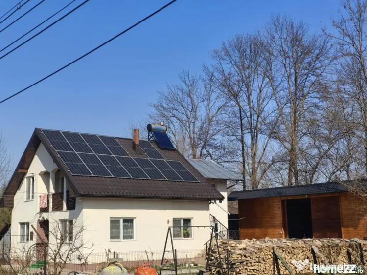 Casă cu 5 camere cu Teren 1000 Mp în Grămești