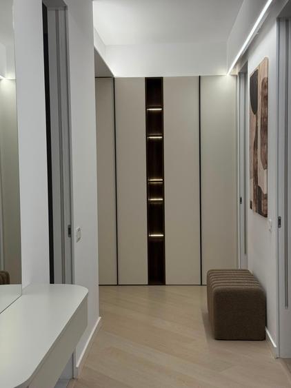 Apartament cu 3 camere decomandat în Pipera