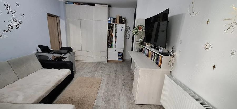 Apartament cu 2 camere decomandat în Florești