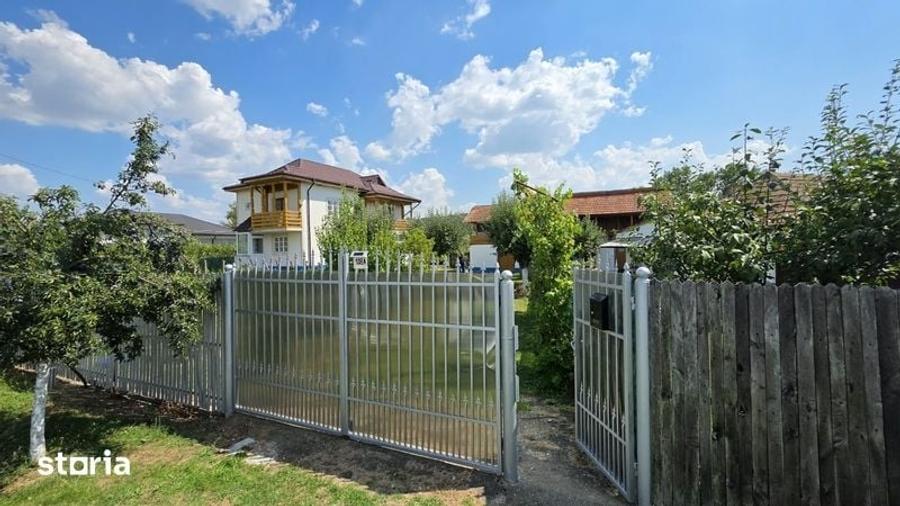 Casă cu 4 camere cu Teren 140 Mp în Dobroteasa