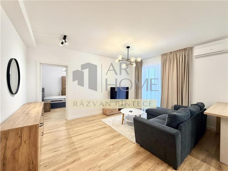 Apartament cu 3 camere decomandat, mobilat în Mărășești