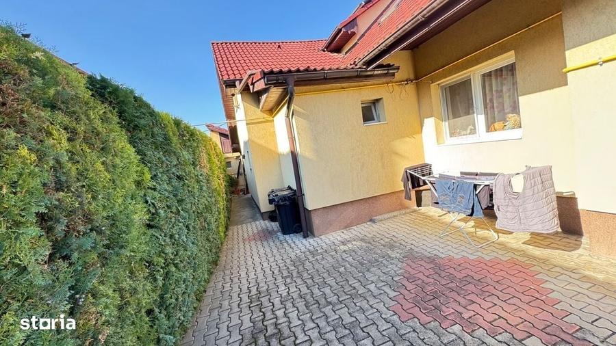 Casă cu 4 camere cu Teren 715 Mp în Central