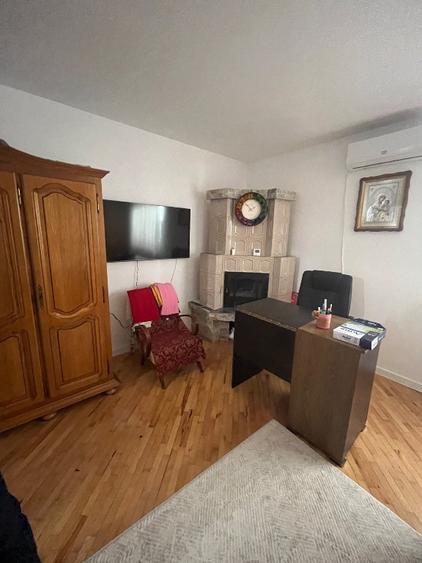 Casă cu 3 camere cu Teren 260 Mp în Central