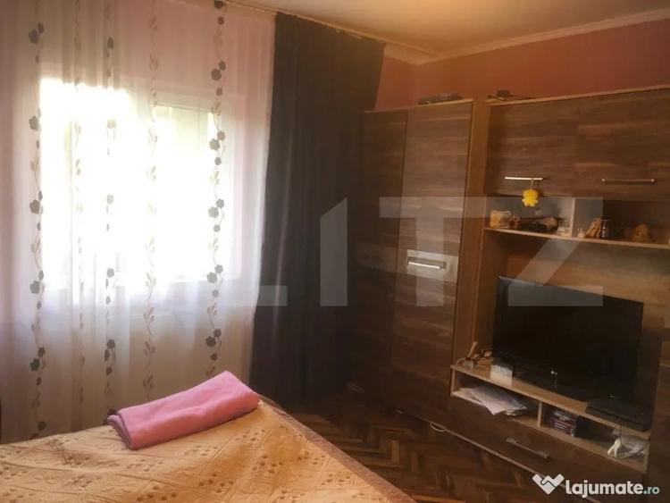 Casă cu 4 camere cu Teren 500 Mp în Carpați 2