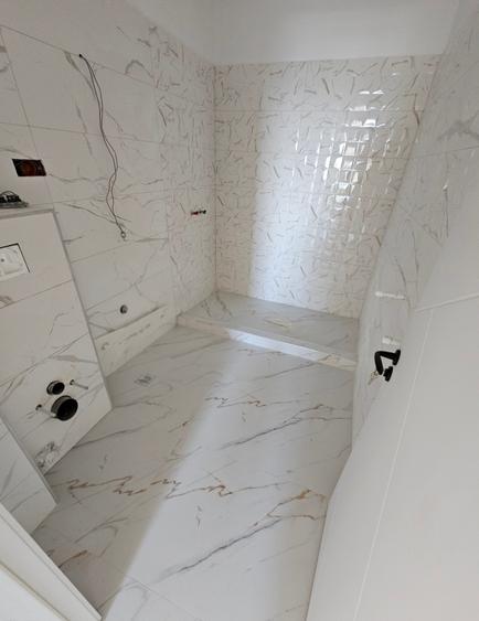 Apartament cu 2 camere decomandat în Haliu