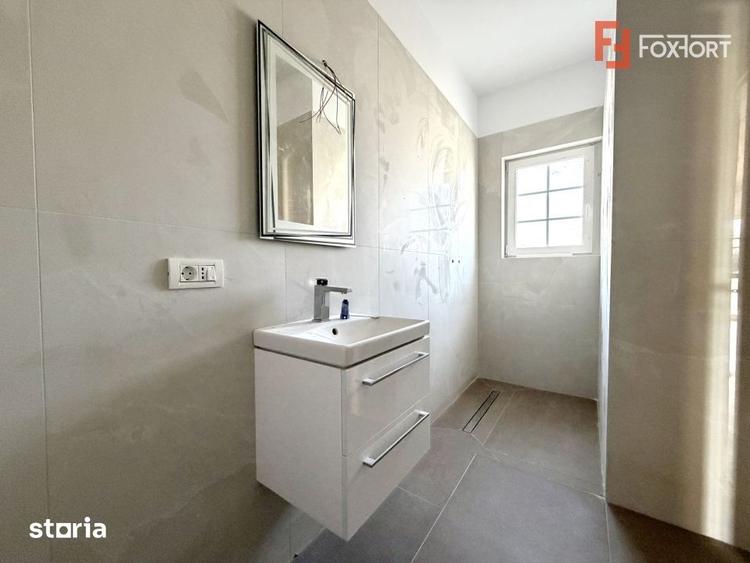 Casă cu 5 camere cu Teren 300 Mp în Giarmata