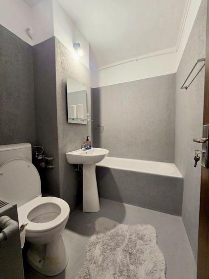 Apartament cu 2 camere decomandat în Dristor