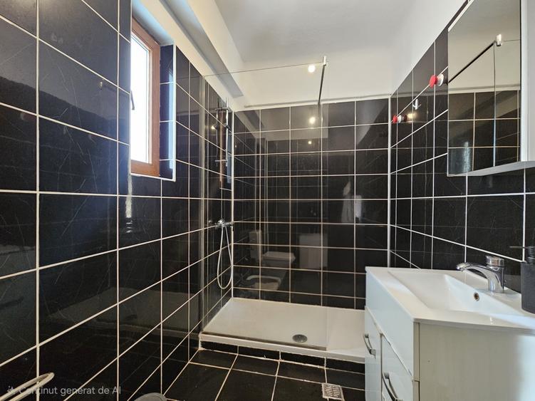 Apartament cu 3 camere semidecomandat în Dorobanți