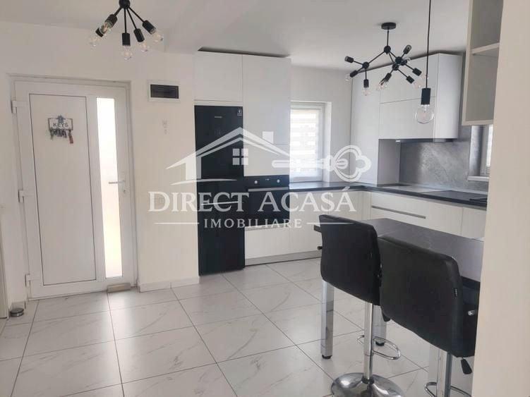 Duplex cu 3 camere cu Canalizare în Budiu Mic