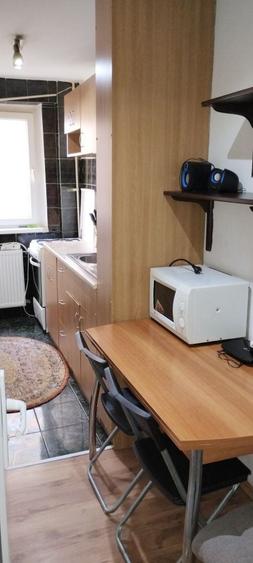 Apartament cu 2 camere semidecomandat în Dobroești