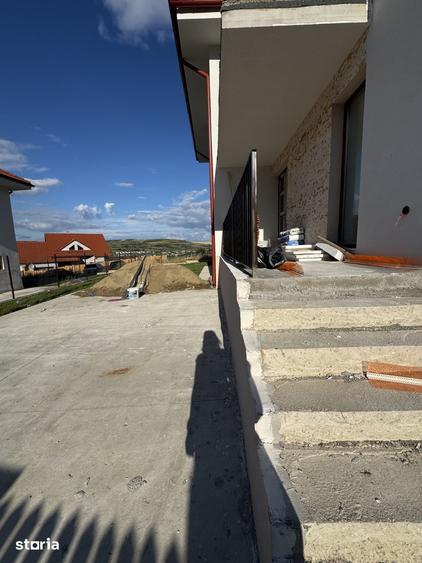 Casă cu 4 camere cu Teren 480 Mp în Chinteni
