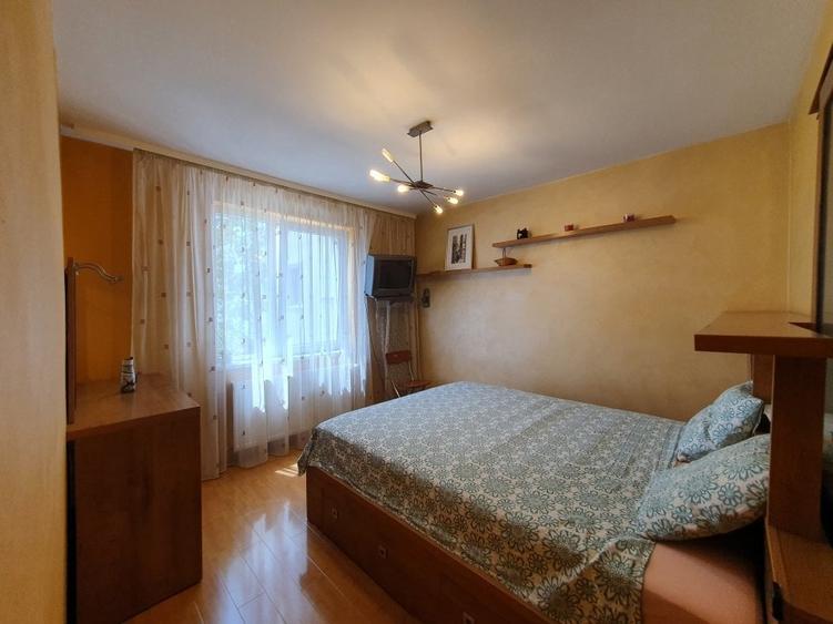 Apartament cu 3 camere decomandat, mobilat în Dristor