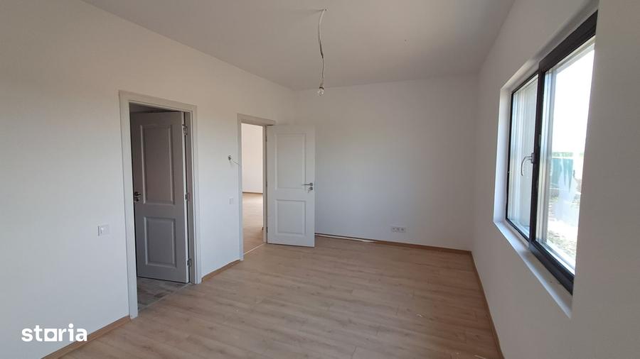 Casă cu 3 camere cu Teren 484 Mp în Prejmer