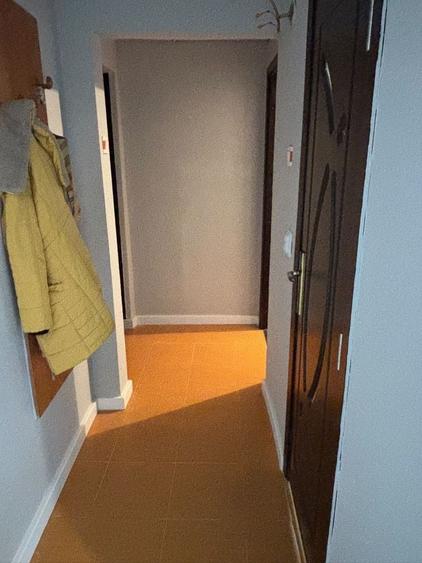 Apartament cu 3 camere în Micro 40