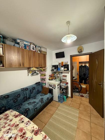 2 camere Craiovita Segarcea Parc Fantasy 52 mp parter inalt 1980 - 1