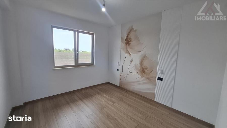 Casă cu 4 camere cu Teren 250 Mp în Rediu