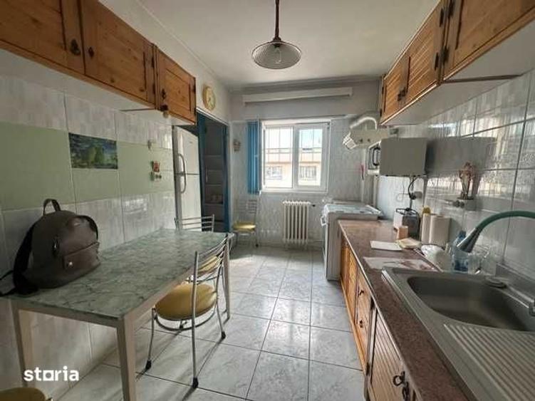 Apartament cu 2 camere semidecomandat în Cișmigiu
