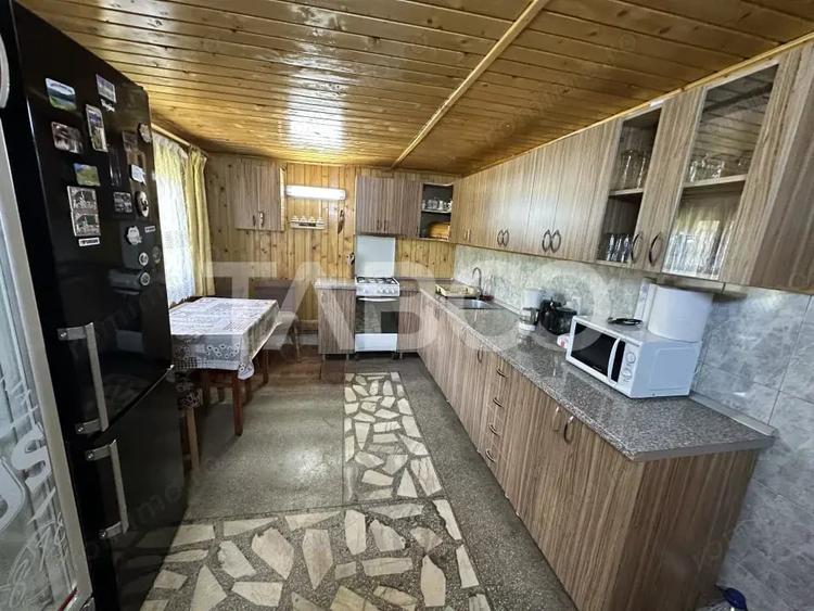Casă cu Teren 250 Mp în Tău