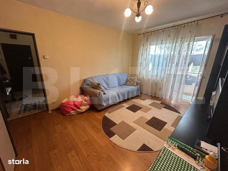 Apartament cu 2 camere semidecomandat în Micro 9