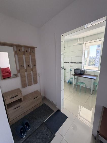 Apartament cu 2 camere semidecomandat în Muncii