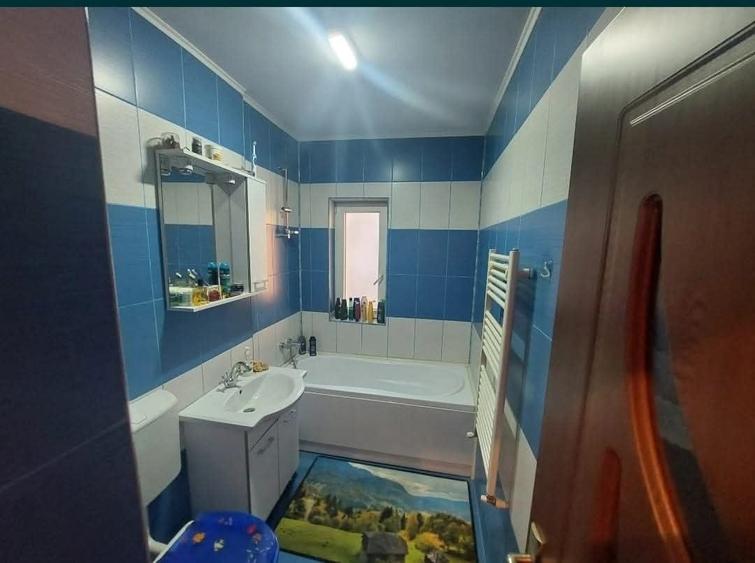 Apartament cu 2 camere decomandat în Rusu de Jos