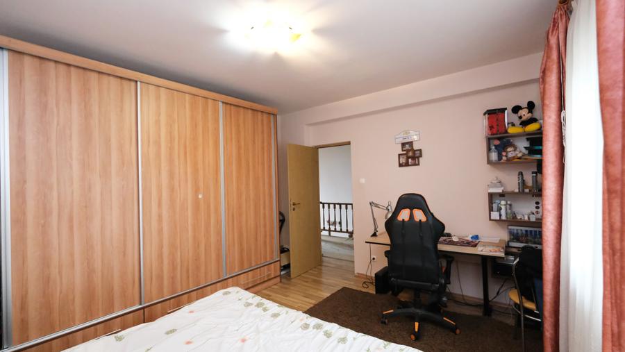 Duplex cu 4 camere cu Teren 501 Mp în Țegheș